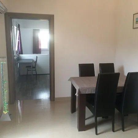 Seline 12460b Apartamento *