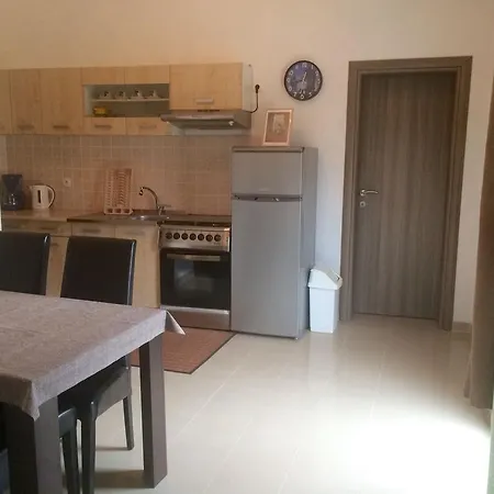 Seline 12460b Apartamento Starigrad Paklenica